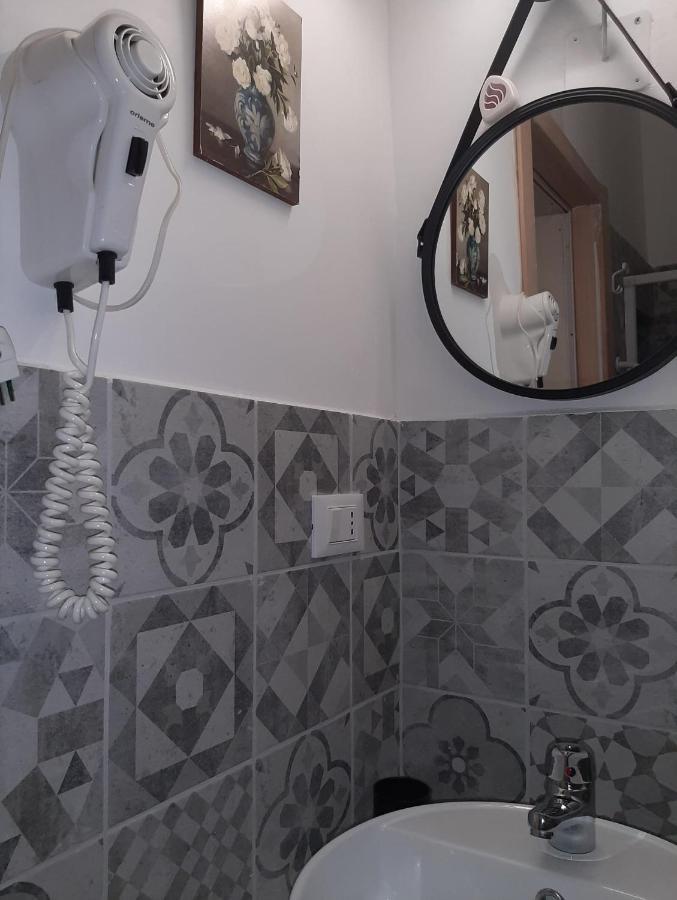 Casa Vacanza Di Via Giacalone Palermo Kültér fotó